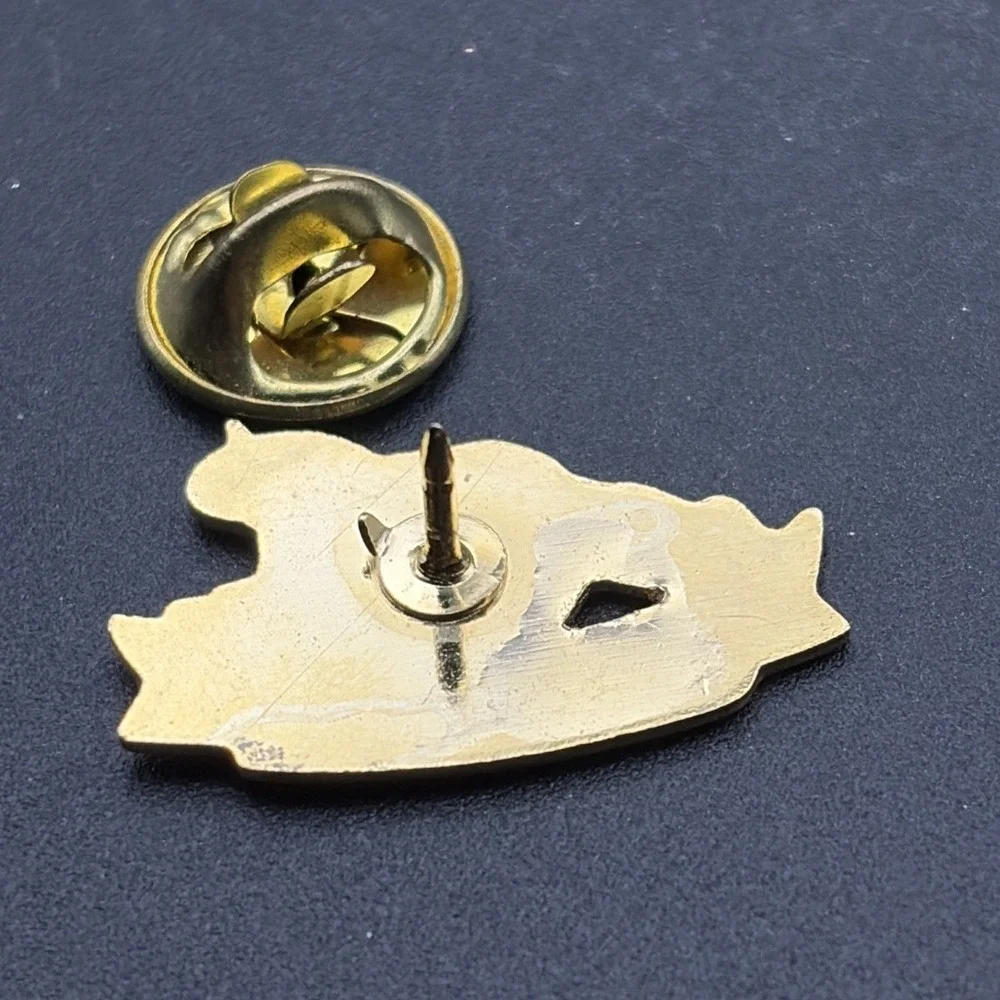 State Of‎ Maine Lobster Lapel Hat Pin